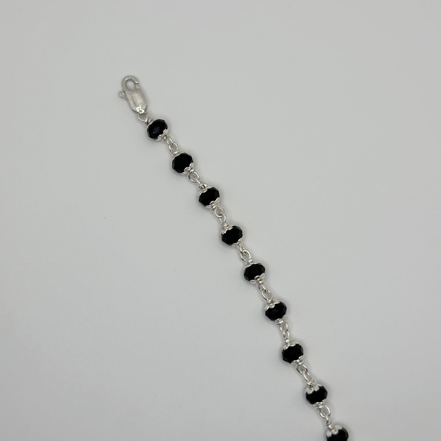 Sleek Silver and Black Bead Nazariya