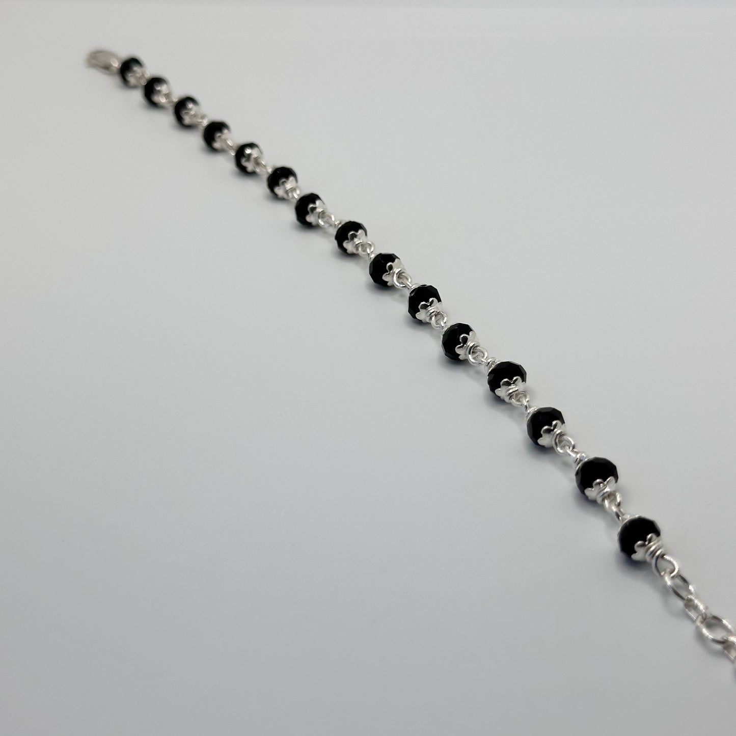 Sleek Silver and Black Bead Nazariya