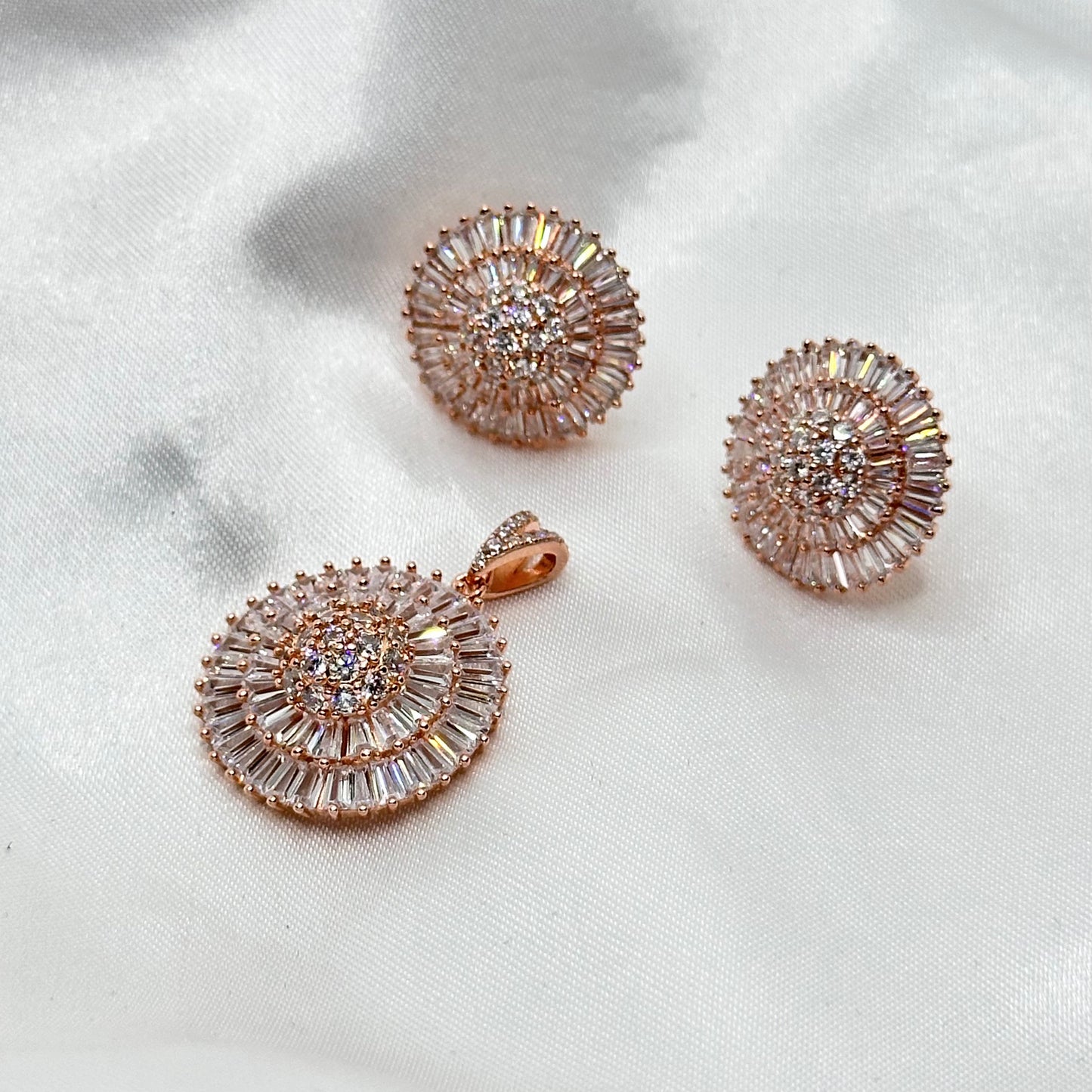 Sunburst Crystal Rose Gold Pendant Set