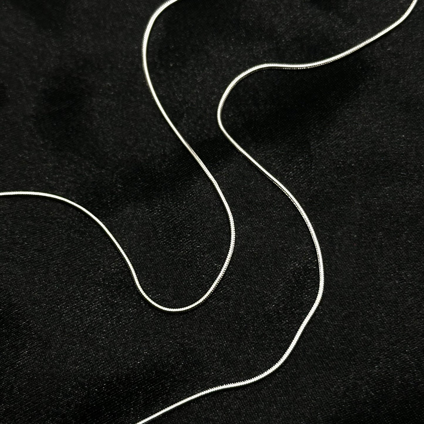 Magic Ball Chain in Thin Snake Style Silver