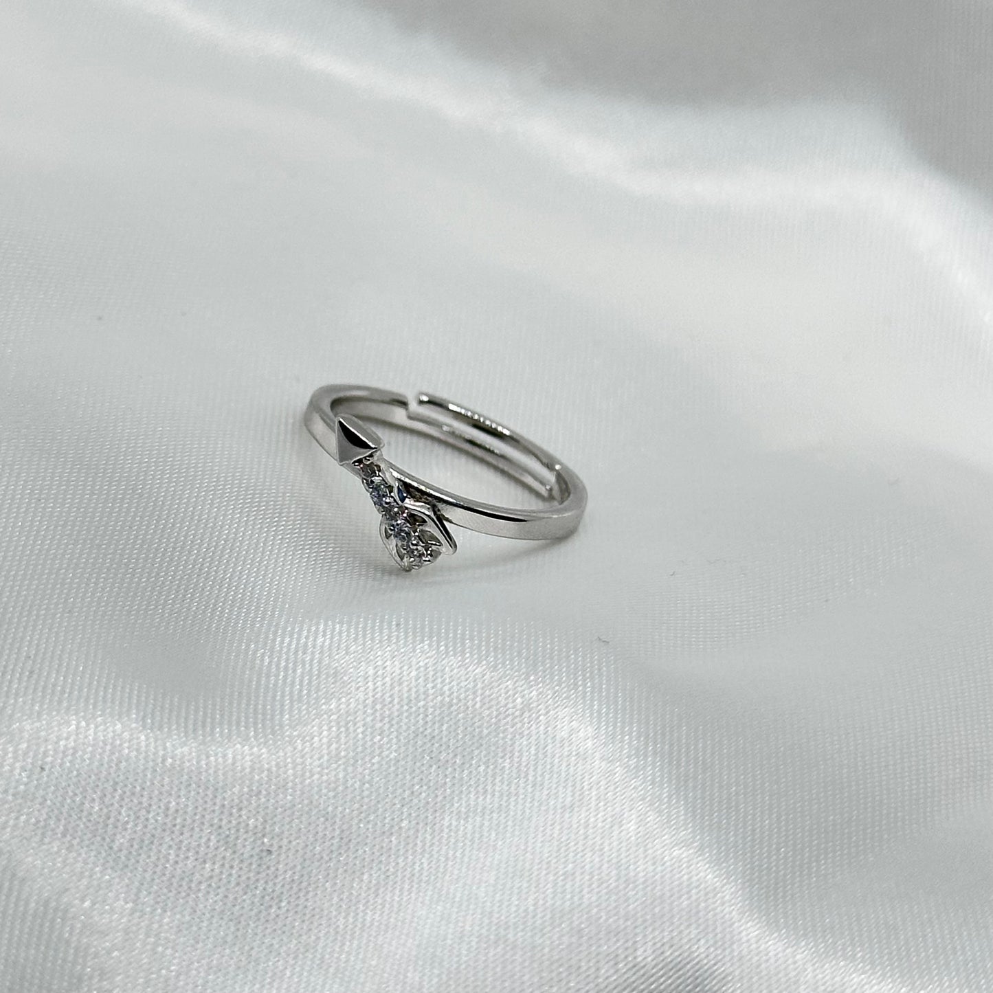 Minimalist Arrow Sterling Silver Ring