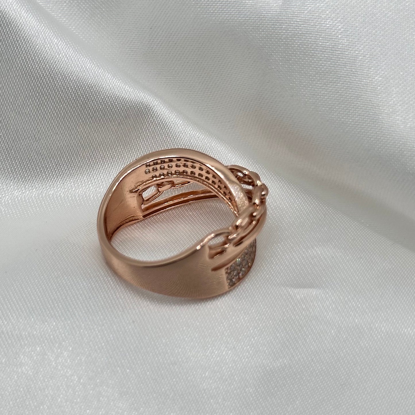 Chain Link Rose Gold Plated Ring with Stones