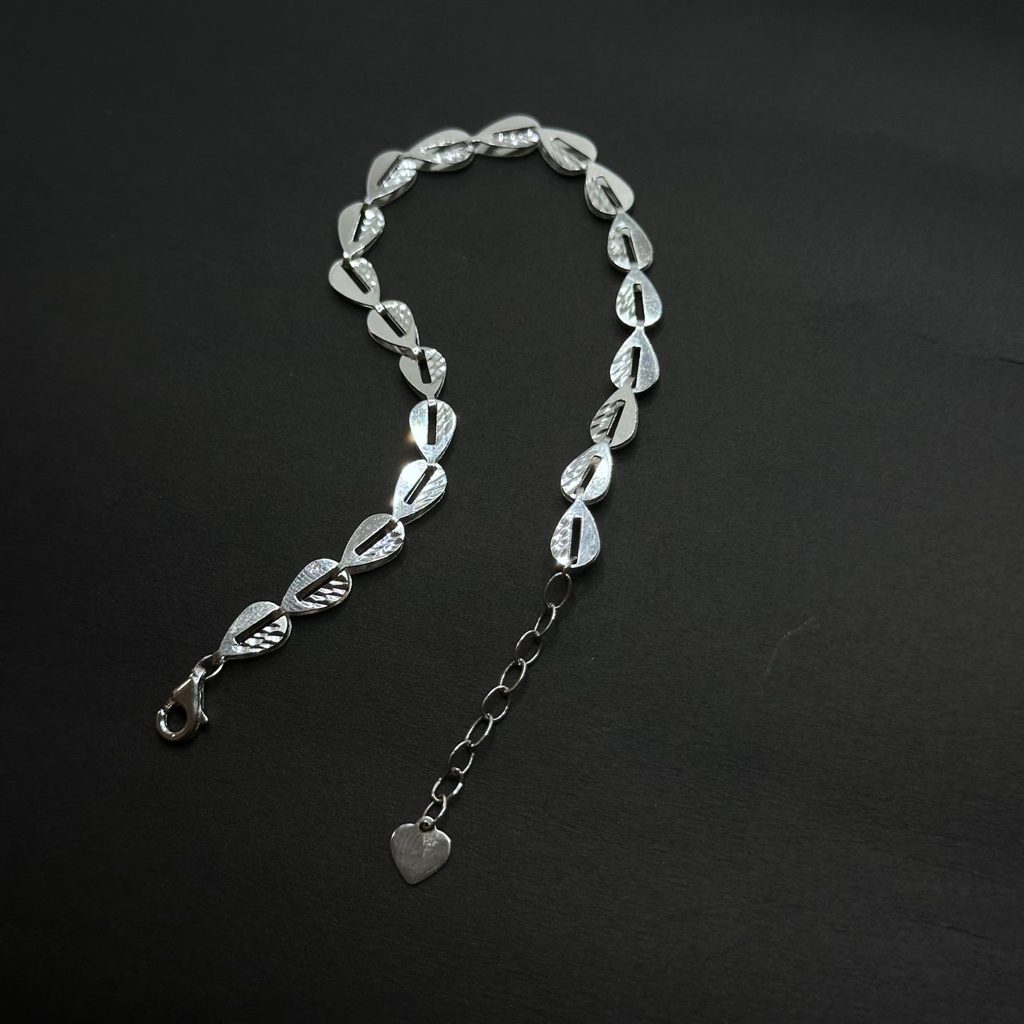 Shiny Silver Leaf Bracelet