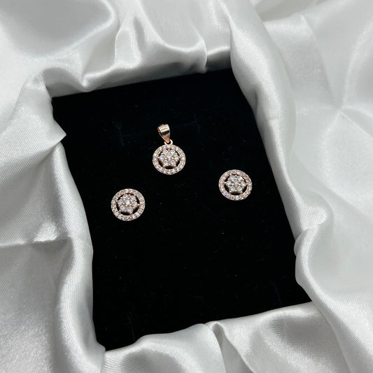 Radiant Rose Gold Pendant Set with Round Diamond Cluster Design