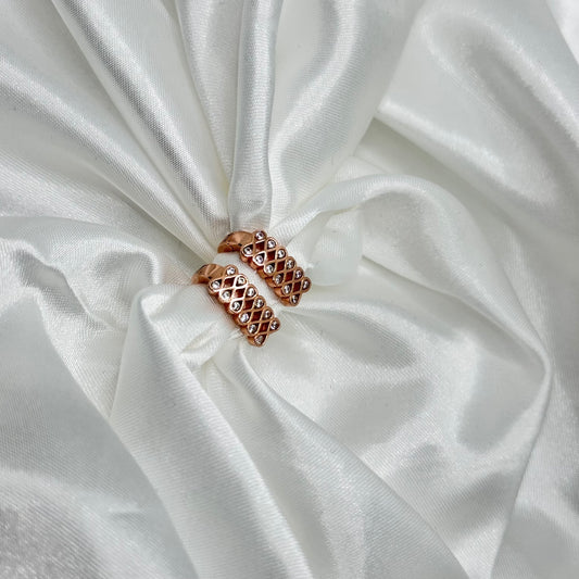 Hoop Earrings with Diamond-Encrusted Stripes