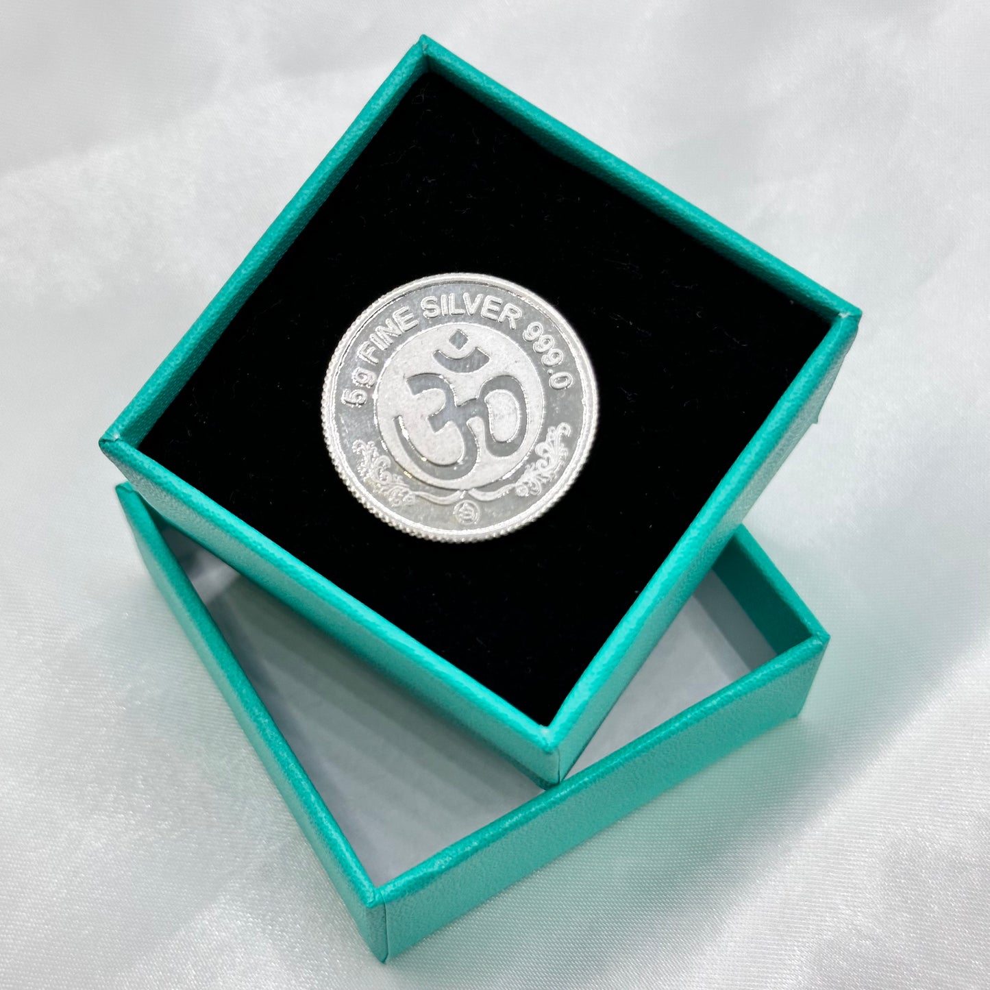 Lakshmi and Ganesha engarved Silver Coin 999