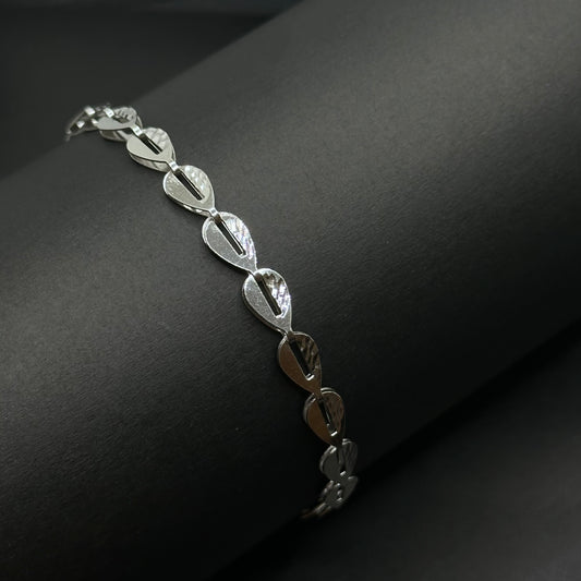 Shiny Silver Leaf Bracelet